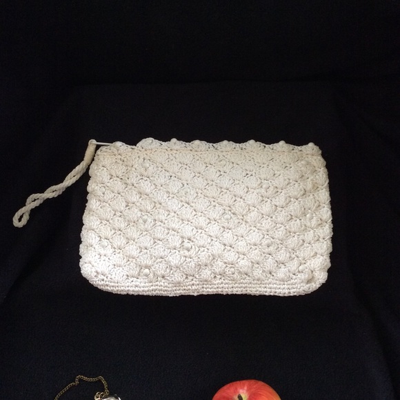 Vintage Ivory clutch crocheted- EUC vintage purse - Picture 6 of 6